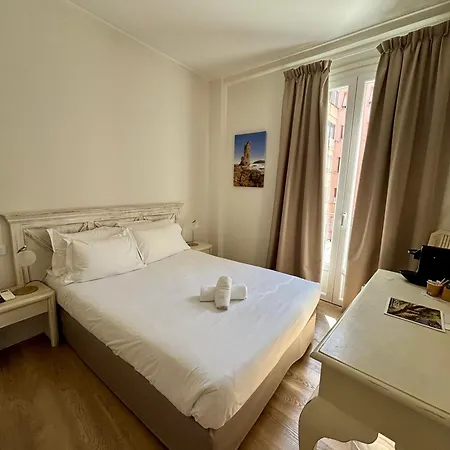 Bonaparte Hotel 3*