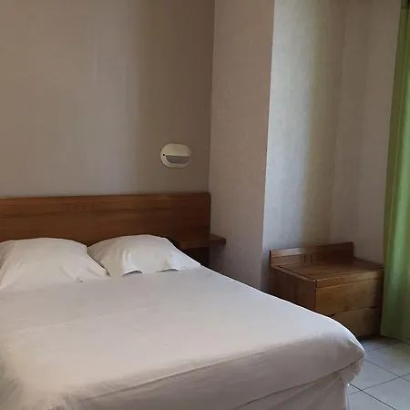 Bonaparte Hotel