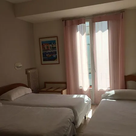 Bonaparte Hotel 3*