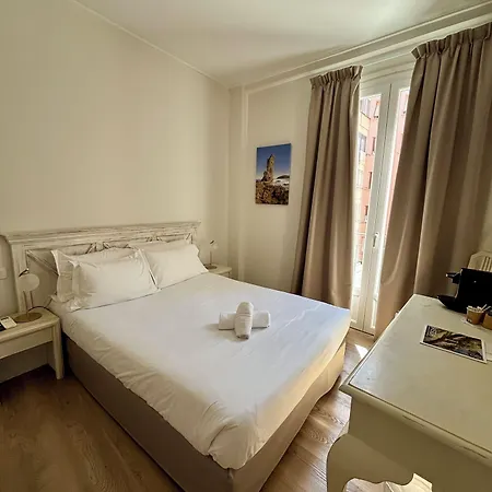 Hotel Bonaparte 3*
